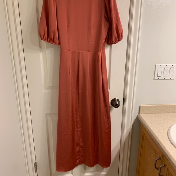 Express satin wrap dress Medium and Large, terracotta, rose/orange - Picture 4 of 7